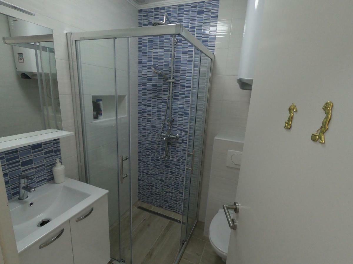 Apartman Matej -Selce Buitenkant foto